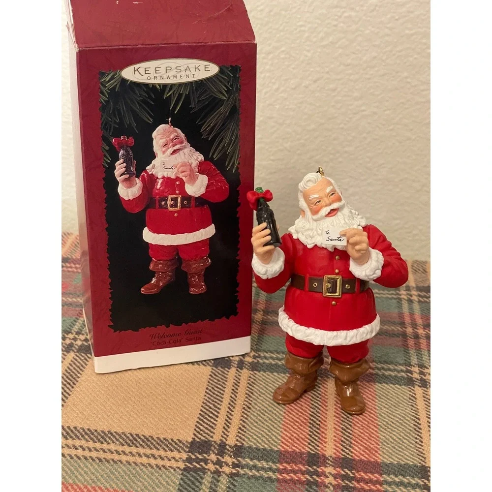 Hallmark ornament excellent